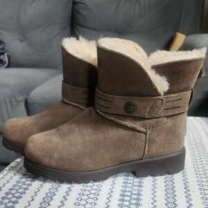 Bearpaw Boots Short Brown Serpa Lined Booties Thick Sole